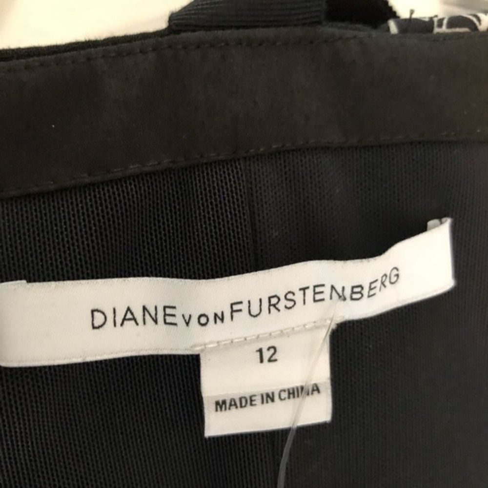 Diane von Furstenberg Floral Fit Flare Silk Wool Blend Pita Dress | Size 12 - Picture 5 of 12